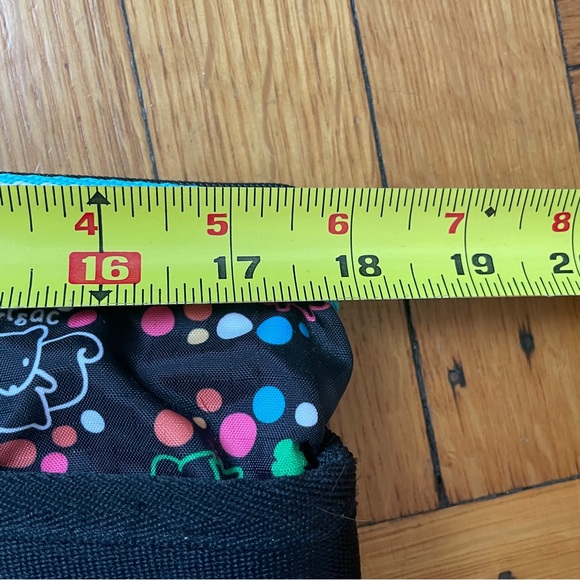 LesportSac Ciao Bello Amore Large Black Tote + Matching Zip Pouch - Picture 4 of 16